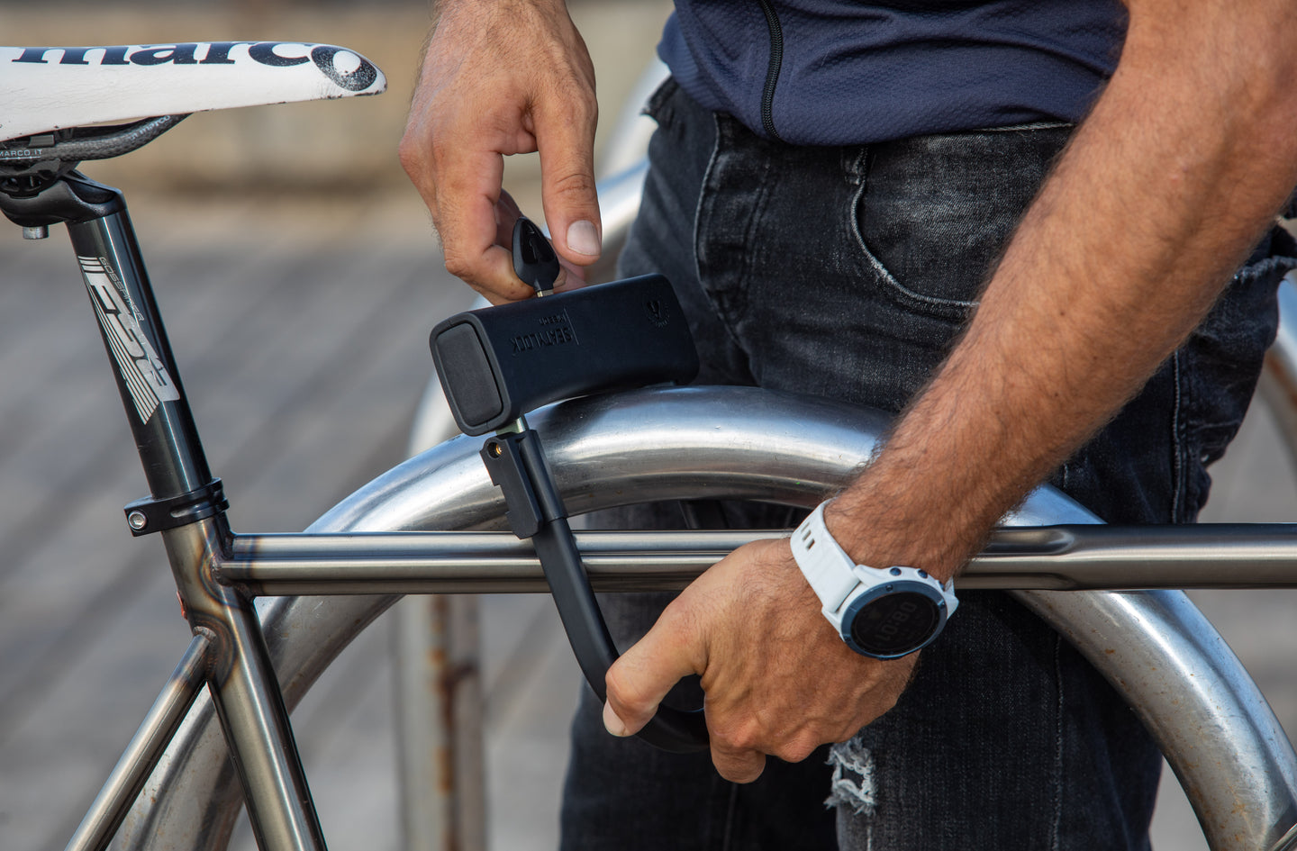 U-Locks for E-Bikes: Security, Frame Fit and Rack Clearance